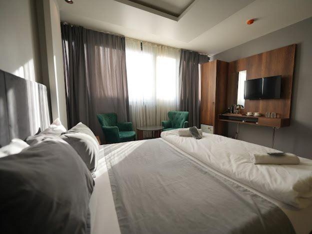 Ci Plus Otel Istanbulská provincie Exteriér fotografie